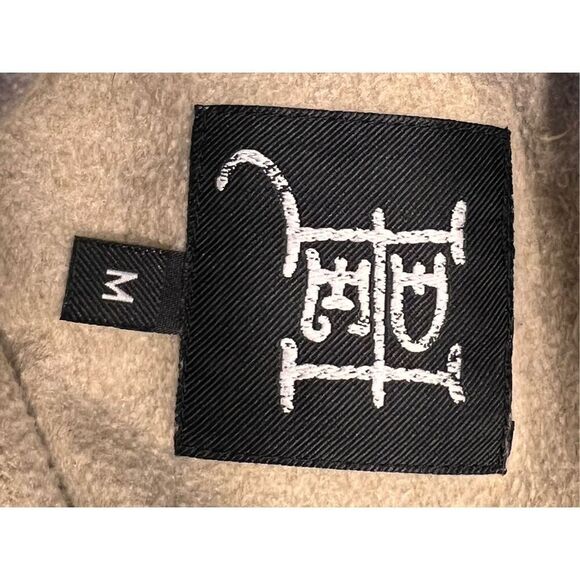 Ed hardy Y2K tan eagle skull NYC graphic pullover hoodie medium - Picture 4 of 7